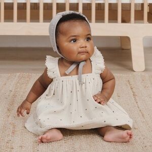 Quincy Mae Cream Star Print Kids Dress and Bonnet